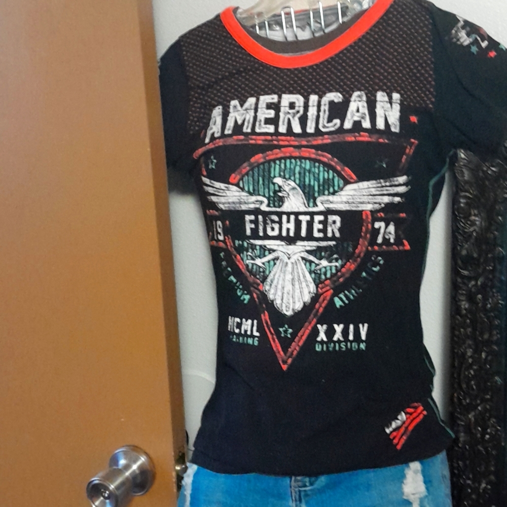 American fighter shirt small
